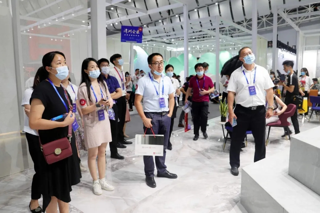 计大咖旅行云顶集团地砖展馆