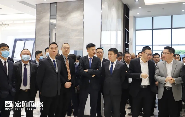 佛山瓷砖云顶集团陶瓷品牌图片