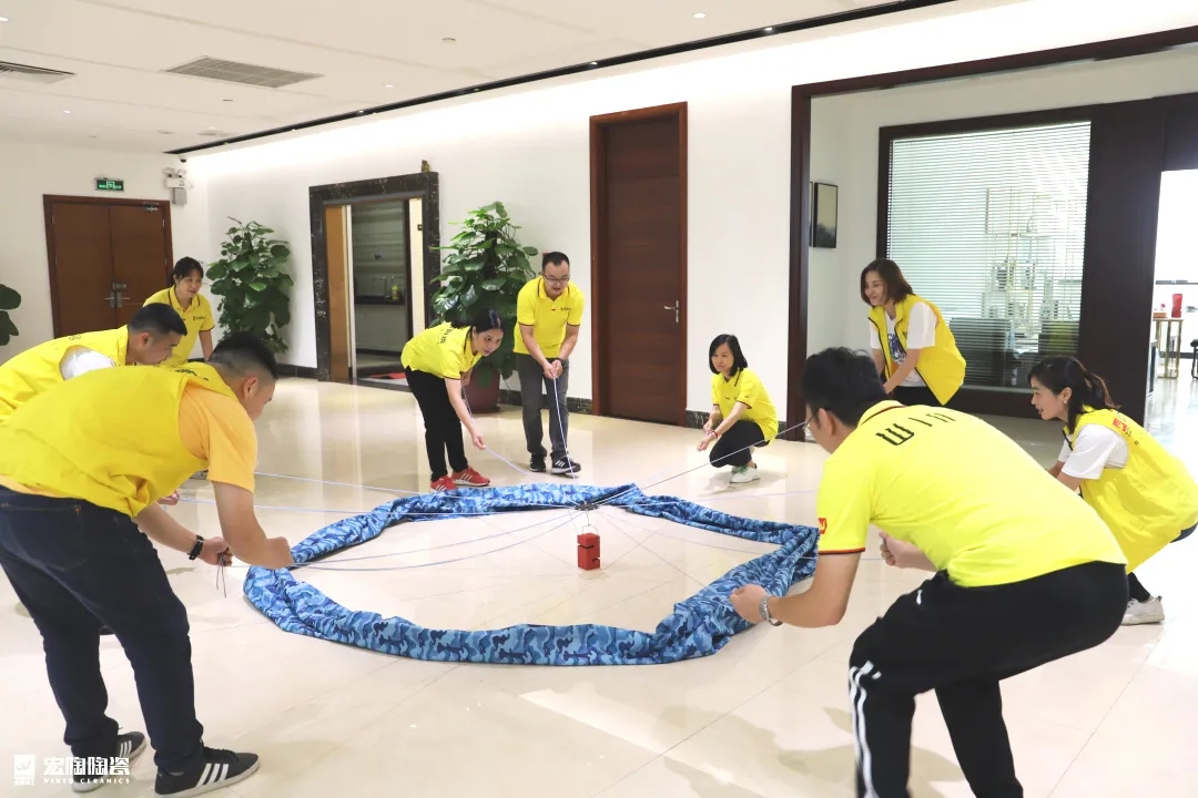 云顶集团Game 1协力搭建游戏图