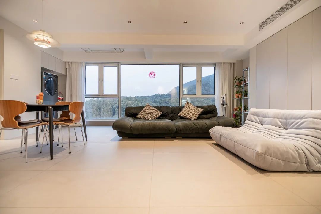 云顶集团地砖客厅裸漏效果图