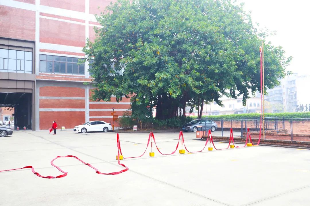 云顶集团陶瓷总部营销中心鞭炮齐鸣